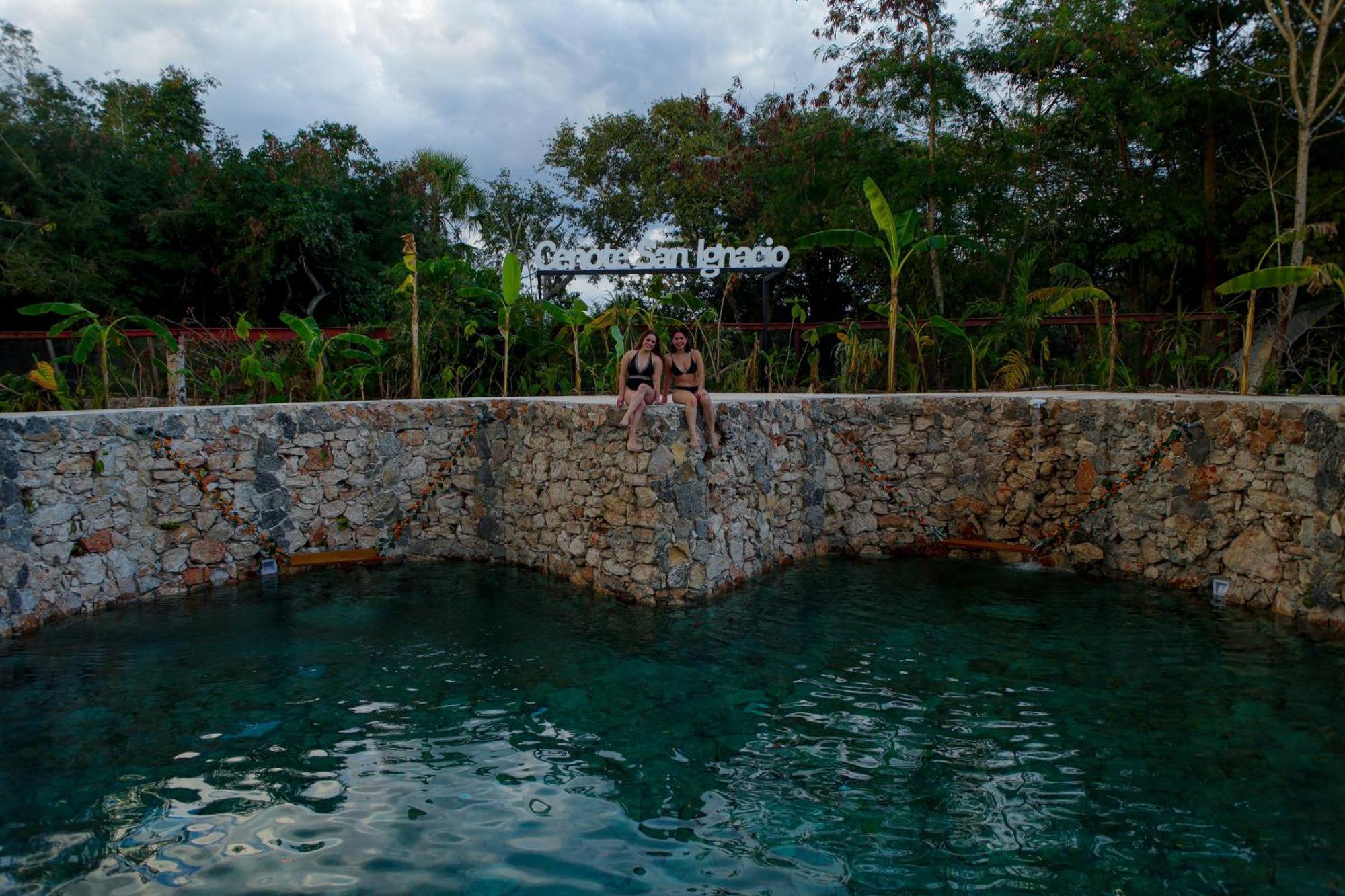 Cenote San Ignacio Villa Chocholá Buitenkant foto